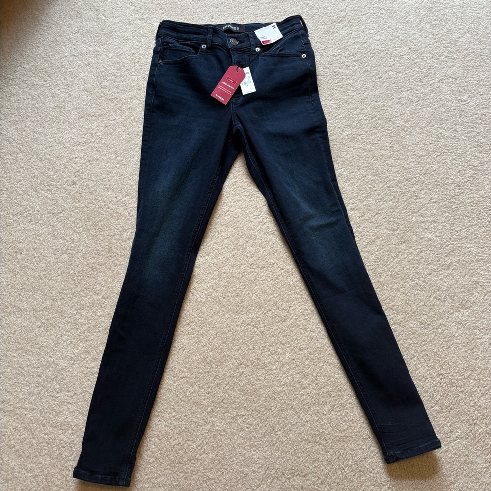 NWT Women’s Size 2R Express Stretch+ Denim Perfect Legging/Jegging High Rize